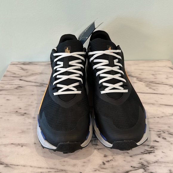 The North Face Men’s Vectiv Levitum FUTURELIGHT Trail Running Sneakers - Picture 5 of 12